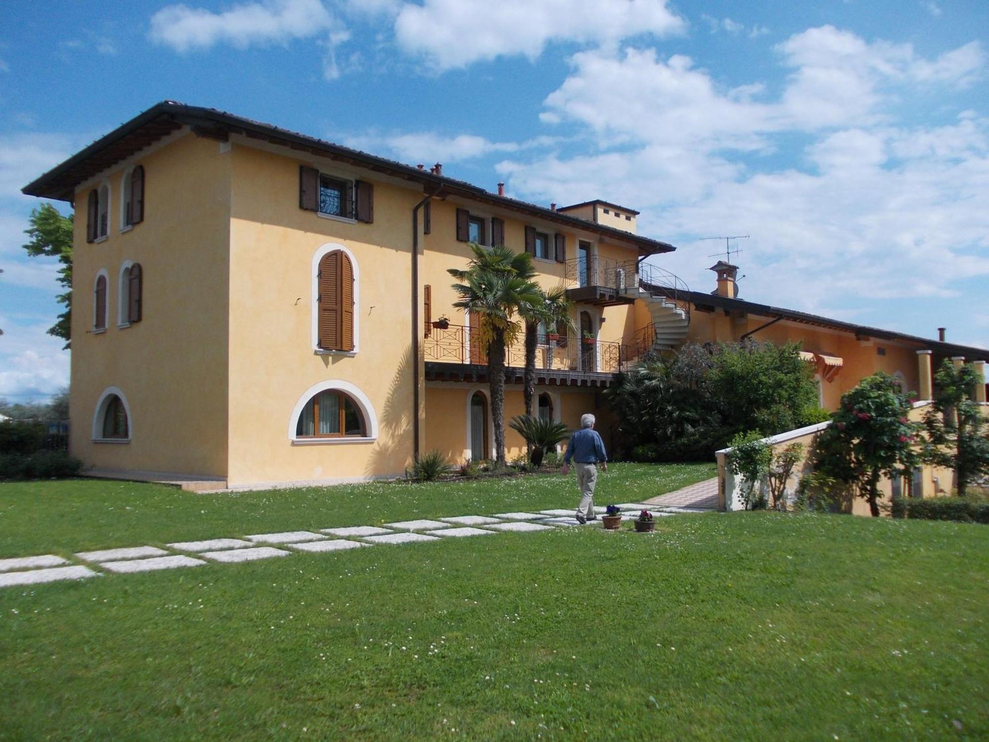 Albergo Le Piante Manerba del Garda Luaran gambar