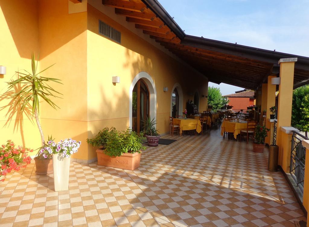 Albergo Le Piante Manerba del Garda Luaran gambar